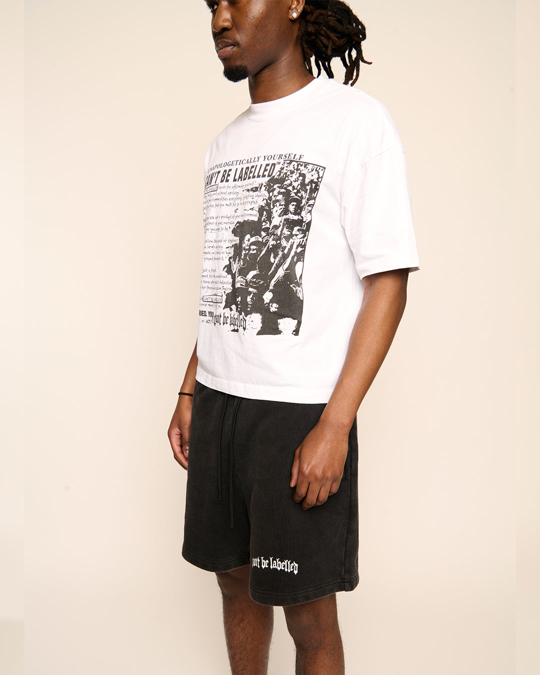 STATEMENT T-SHIRT — FLAT WHITE